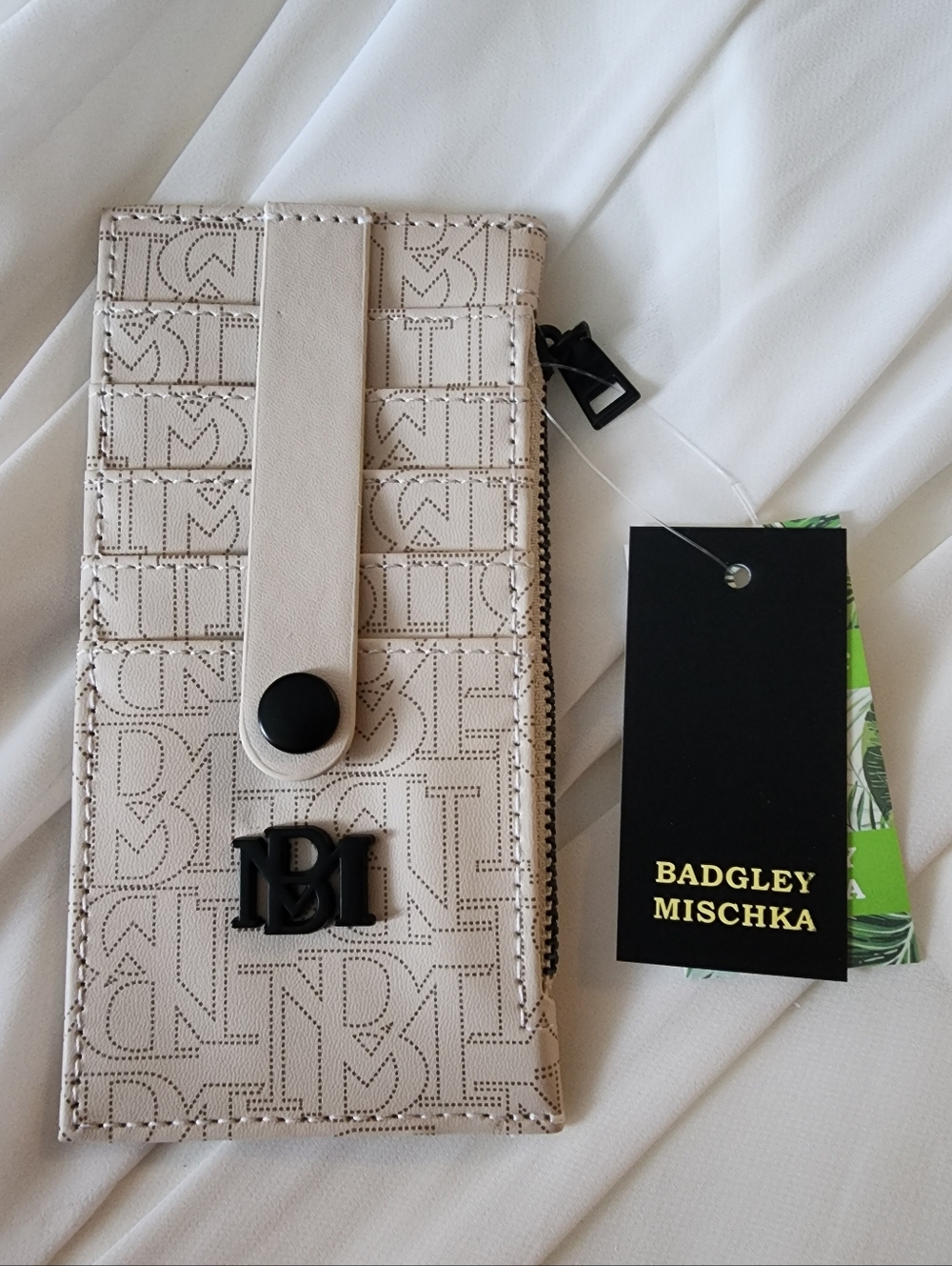 Badgley Mischka Monogram Slim Card Holder Cream/Black Vegan Leather Snap Zipper